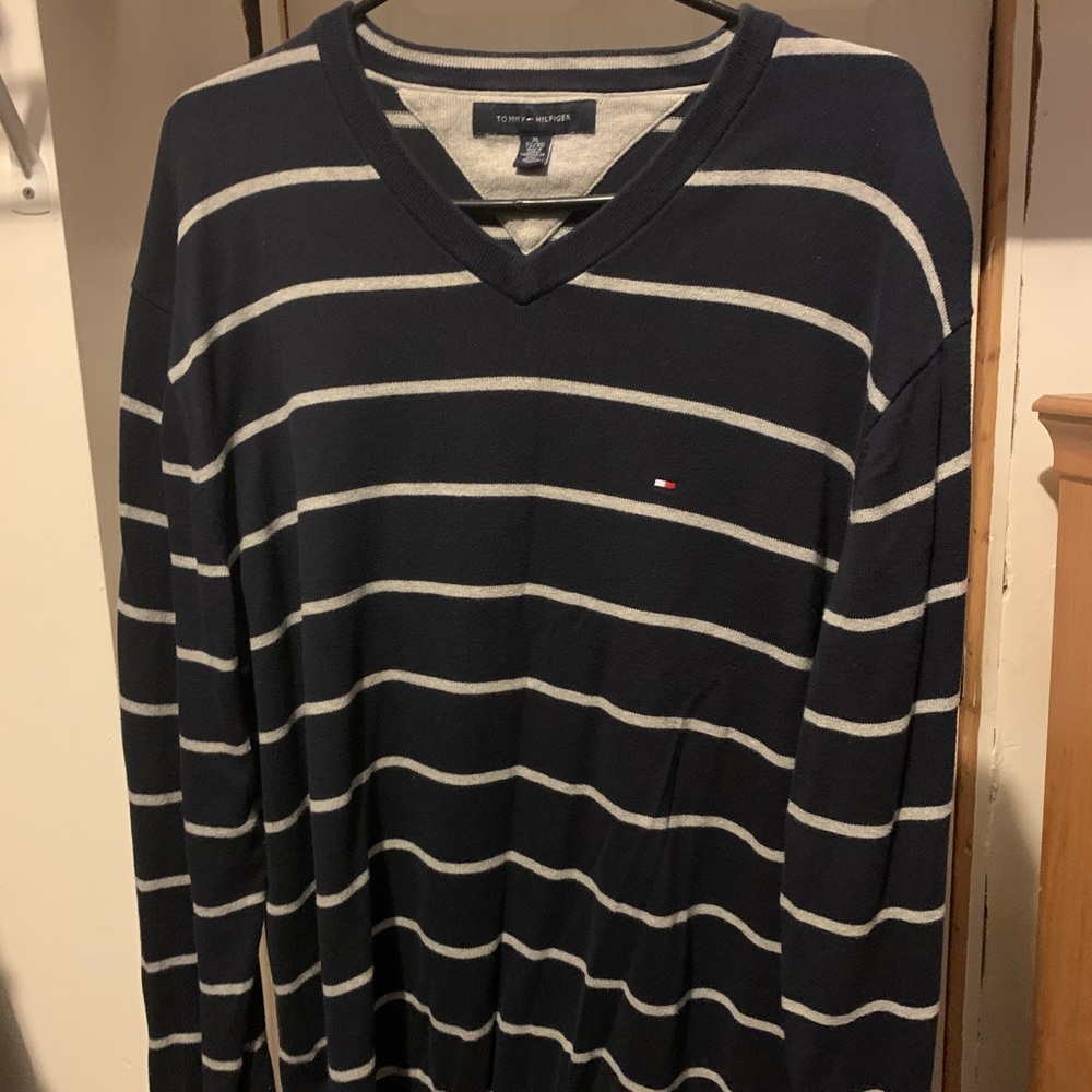 Tommy Hilfiger Men’s Long sleeve sweater